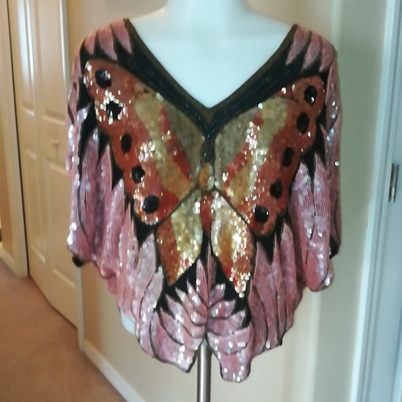 Vintage Shomax Tops - Vintage Shomax silk sequin stunning butterfly top